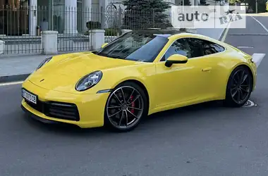 Porsche 911 2019 - пробіг 9 тис. км