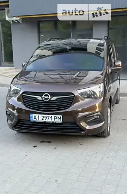 Opel Combo Life 2020 - пробег 63 тыс. км
