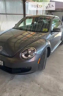 Volkswagen Beetle 2013 - пробіг 121 тис. км