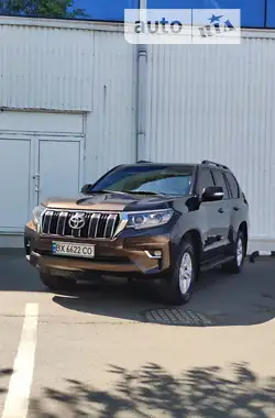 Toyota Land Cruiser Prado 2019 - пробег 68 тыс. км