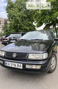 Volkswagen Passat 1994 - пробег 470 тыс. км