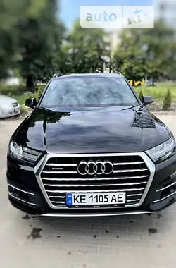 Audi Q7 2018 - пробег 44 тыс. км