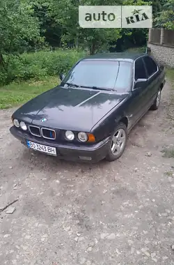 BMW 5 Series 1988 - пробіг 420 тис. км