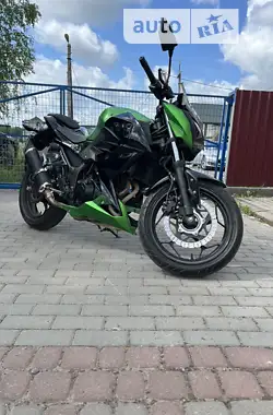 Kawasaki Z 300 2016 - пробег 20 тыс. км