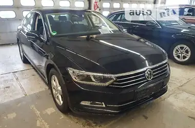 Volkswagen Passat 2019 - пробіг 46 тис. км