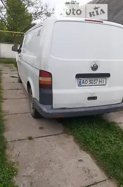 Volkswagen Transporter 2005 - пробег 243 тыс. км