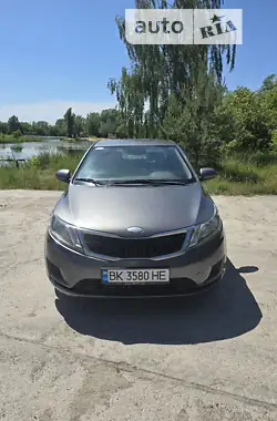 Kia Rio 2013 - пробіг 248 тис. км