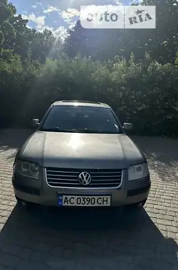 Volkswagen Passat 2003 - пробіг 410 тис. км