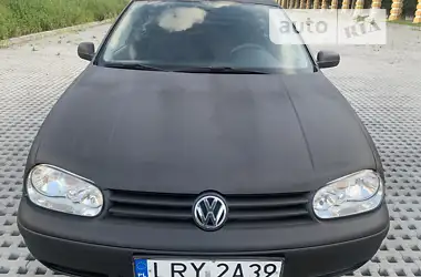 Volkswagen Golf 2000 - пробег 199 тыс. км