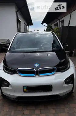 BMW I3 2015 - пробіг 105 тис. км