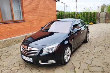 Opel Insignia 2012 - пробіг 249 тис. км