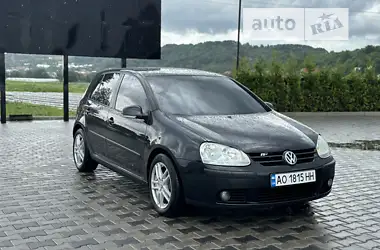 Volkswagen Golf 2004 - пробіг 260 тис. км