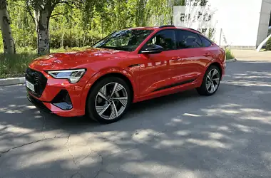 Audi e-tron Sportback 2021 - пробег 24 тыс. км