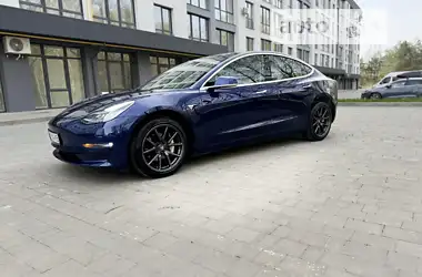 Tesla Model 3 2018 - пробіг 149 тис. км