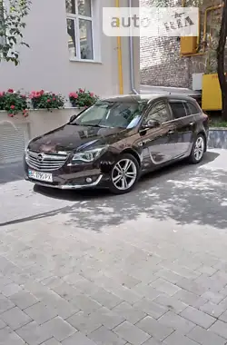 Opel Insignia 2014 - пробіг 274 тис. км