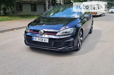 Volkswagen Golf GTI 2019 - пробег 65 тыс. км