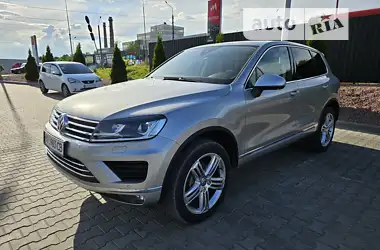 Volkswagen Touareg R-Line 193kw. 2015 - пробіг 90 тис. км