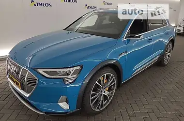 Audi e-tron 2019 - пробег 93 тыс. км