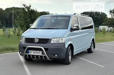 Volkswagen Transporter 2004 - пробег 235 тыс. км