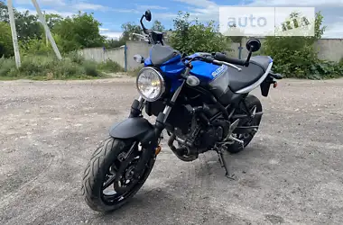 Suzuki SV 650 2018 - пробег 7 тыс. км