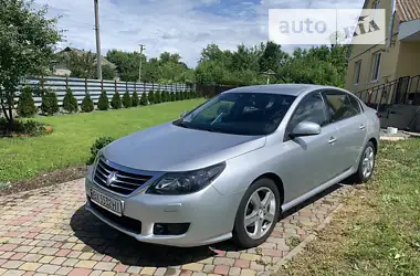 Renault Latitude 2010 - пробіг 233 тис. км