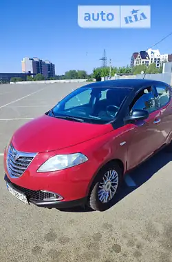 Lancia Ypsilon 2013 - пробег 880 тыс. км