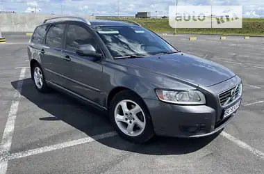 Volvo V50 2011 - пробег 210 тыс. км