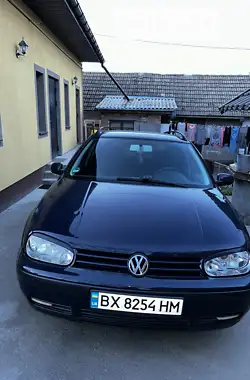 Volkswagen Golf 1999 - пробег 156 тыс. км