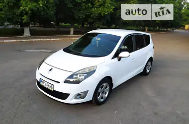 Renault Grand Scenic 2011 - пробіг 250 тис. км