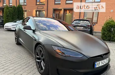 Tesla Model S 2021 - пробіг 35 тис. км