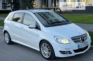 Mercedes-Benz B-Class 2011 - пробег 73 тыс. км