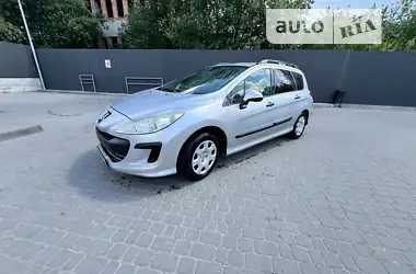 Peugeot 308 2010 - пробіг 240 тис. км