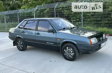 ВАЗ / Lada 21099 2001 - пробіг 220 тис. км