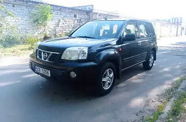 Nissan X-Trail 2002 - пробіг 300 тис. км