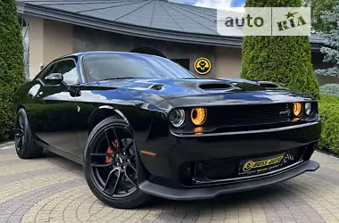 Dodge Challenger 2019 - пробіг 77 тис. км