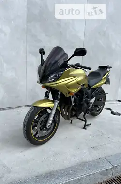 Yamaha FZ 2006 - пробег 9 тыс. км