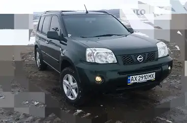 Nissan X-Trail 2004 - пробег 235 тыс. км