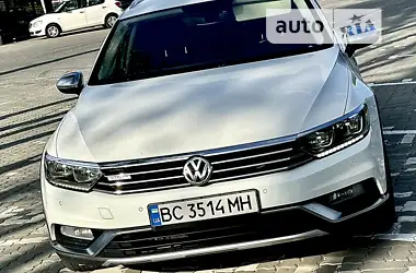 Volkswagen Passat Alltrack 2015 - пробег 270 тыс. км