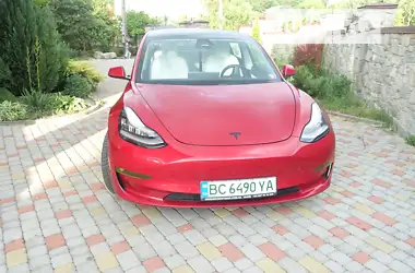 Tesla Model 3 2020 - пробіг 82 тис. км