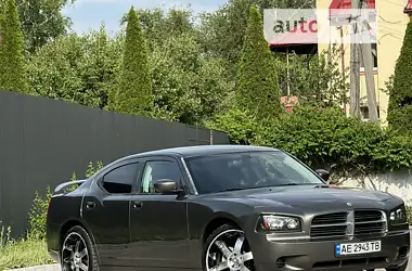 Dodge Charger 2009 - пробег 208 тыс. км