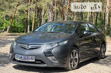 Opel Ampera 2012 - пробег 126 тыс. км