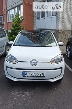 Volkswagen e-Up 2013 - пробег 108 тыс. км