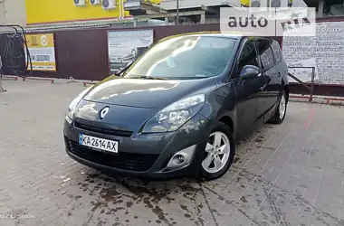 Renault Scenic 2011 - пробег 240 тыс. км