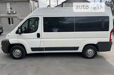 Peugeot Boxer 2011 - пробіг 270 тис. км