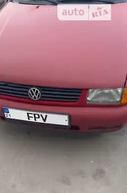 Volkswagen Caddy 2001 - пробег 200 тыс. км