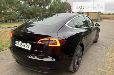 Tesla Model 3 2019 - пробіг 170 тис. км
