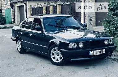 BMW 5 Series 1989 - пробіг 200 тис. км