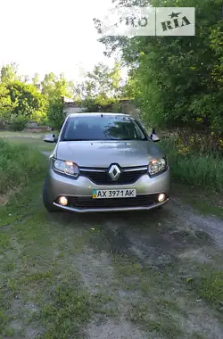 Renault Logan 2015 - пробіг 122 тис. км