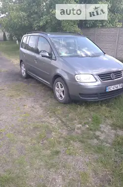 Volkswagen Touran 2003 - пробіг 289 тис. км