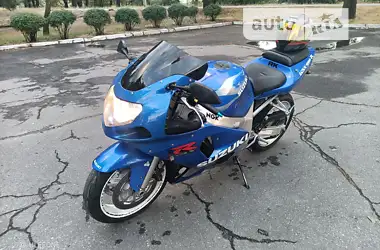 Suzuki GSX-R 600 2001 - пробег 37 тыс. км